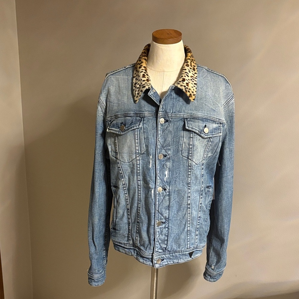 Guess women’s Rex Blue Denim Jacket Leopard faux fur Collar / back fur dice L - Picture 2 of 16